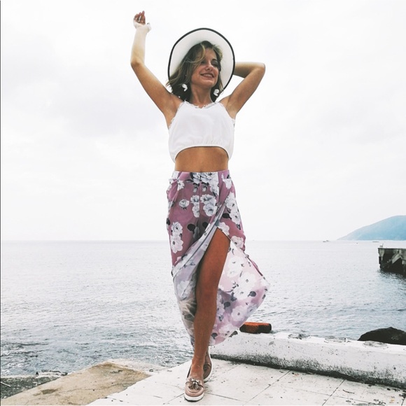 💥HP💥 Floral print Split leg pants - Picture 4 of 8